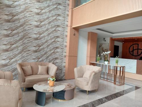 Gemma Hotel Balige – Lake Toba , VA