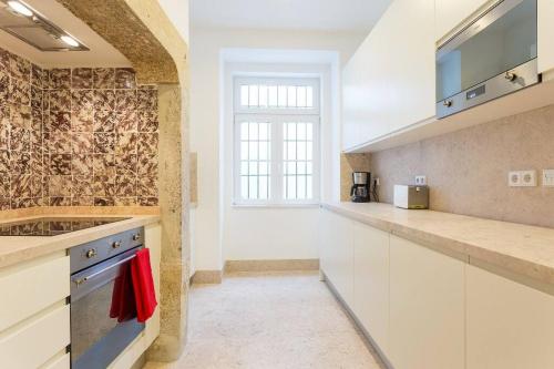 Chiado Apartment - Holiday Rental in Lisbon - image 4