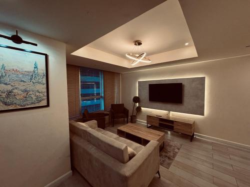 Margalla Facing Corner 2 Bedroom Suite in Centaurus - image 2