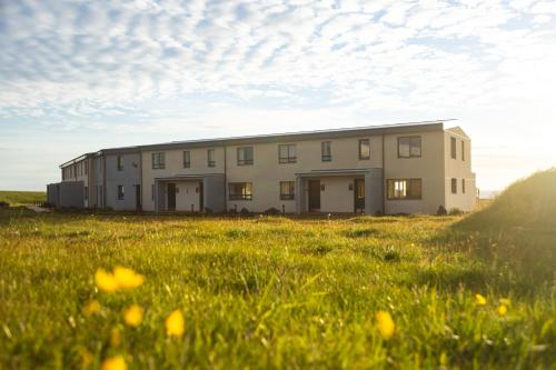 Exterior view, Snæfellsjokull Apartments in Hellissandur