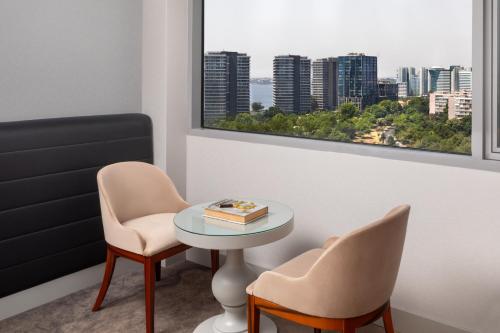 room detail thumbnail 1