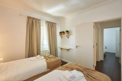 Central Oasis Apartment - image 3