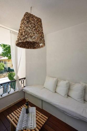 Central Oasis Apartment - image 11