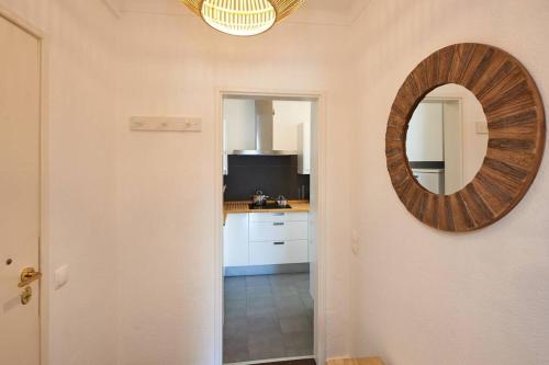 Central Oasis Apartment - image 13