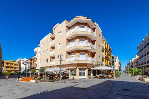 Unterkunft von außen, Hotel Maga in Teneriffa