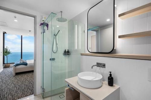 The Paradise - Beachfront Lux Best Ocean View 2BR with Infinity Pool - Tap to explore photos