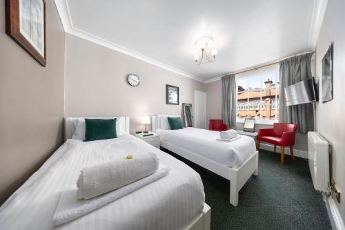 The Grapes Room Type - Twin Room with Private Bathroom