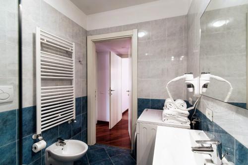 Two-Bedroom Apartment image 6