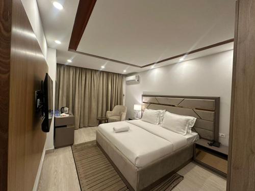 Suite, deluxe