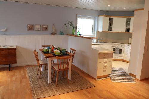 Konyha, Ferienwohnung Orts-Idyll in Erlenbach am Main