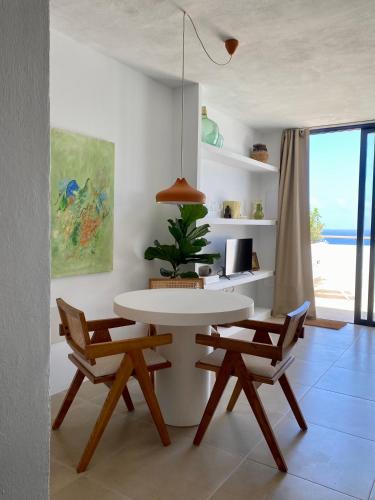 Casa Costa Apartments 5