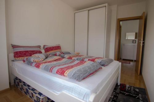 Perla, family apartment with parking