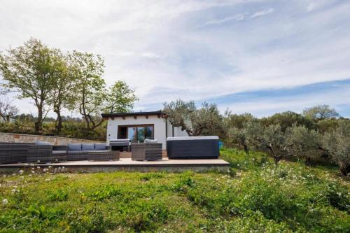 Dārzs, Casetta Felice in Petačato