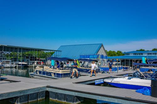 Four Corners RV Resort in Antioch, USA