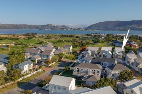 Picturesque Retreat on Thesen Islands in เกาะเทเซน