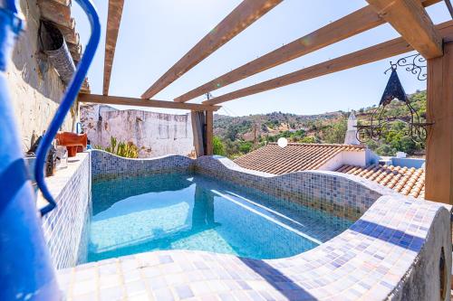 Swimming pool, Casa Catarina Peaceful Farmhouse in Santa Catarina