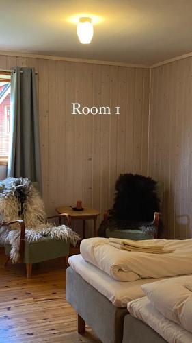 Two rooms by the Stryn River in Stryn