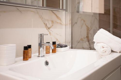 Carlotta Stylish Apartment Close Tiburtina Station, Rzym (zdjęcie 4)