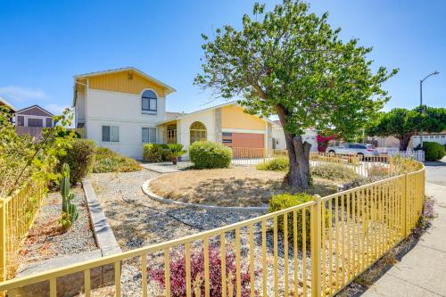 Vallejo Home with Spacious Deck Hot Tub and Views - image 12