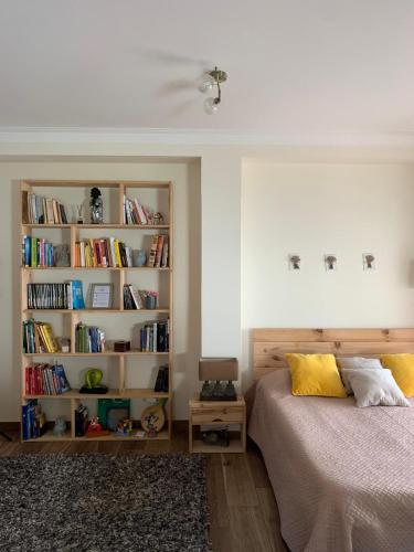 Charming Cozy Retreat - Terrace & Private Balcony in 코임브라 시티 센터