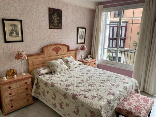Downtown cozy apartment for four, Seville (photo 2)