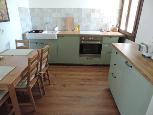 Konyha, Apartamento con jardín y aparcamiento en Viznar, junto a Granada (Apartamento con jardin y aparcamiento en Viznar, junto a Granada) in Viznar