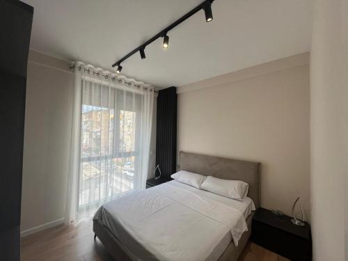 EJA s Apartment Tirana - image 4