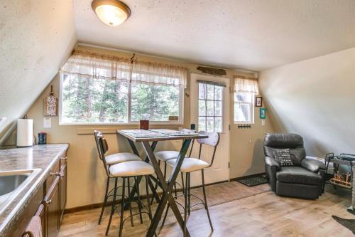 Sunny Muddy Moose Cabin with Fire Pit and Mtn Views! in Como, USA
