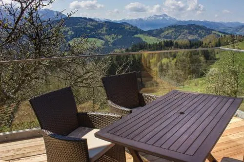 Bauernhof Kronsteiner in Weyregg, Österreich