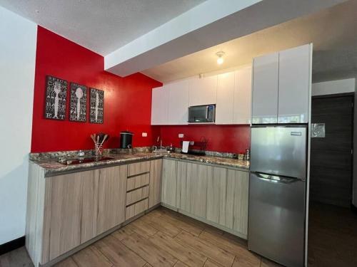 DStja - 2 studios next to each other in Zone 15