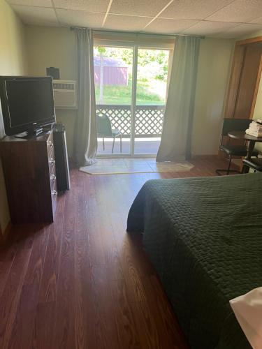 The Lodge at LPL The Lodge at LPL