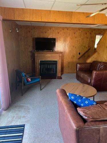 The Lodge at LPL The Lodge at LPL