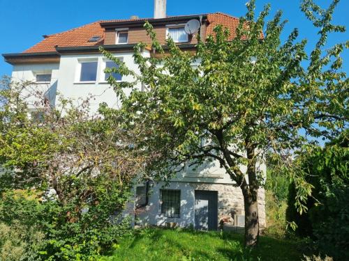 Ferienwohnung 2 mit 3 Schlafzimmer und Garten in Crailsheim, Deutschland