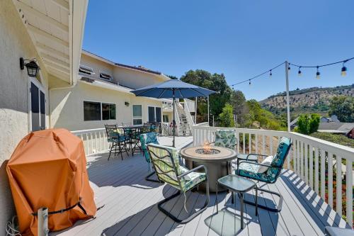 San Marcos Getaway with Deck and Lake Views! in San Marcos, USA