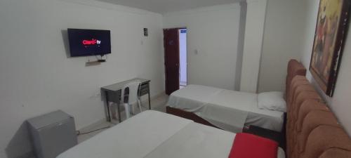 Triple Room image 2
