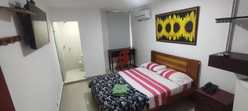 Single Room image 7