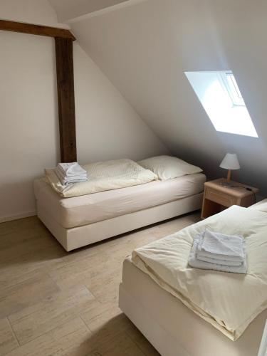 Ferienwohnung, 3 Zimmer, 100 qm, Betten trennbar 2. Stock in Karben