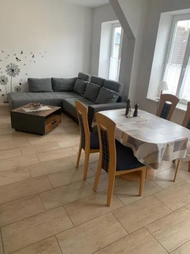 Ferienwohnung 2 Zimmer 55 qm Betten trennbar 1 Stock in Ilbenstadt, Deutschland