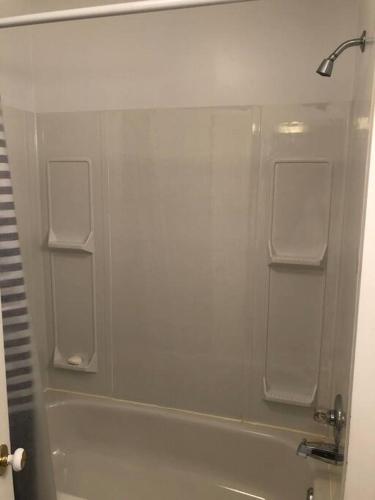 Cozy & Private basement suite, centrally located, Halifax (zdjęcie 7)