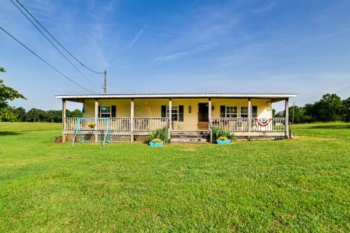 . Peaceful McEwen Home w/ Spacious Yard!