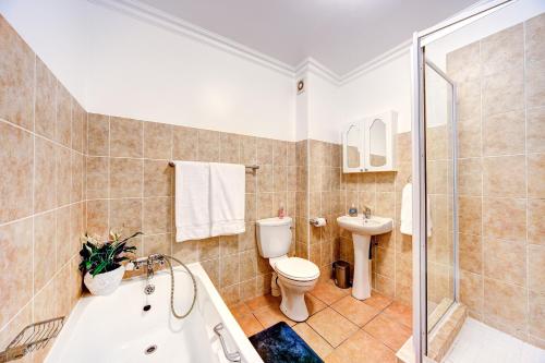 Illovo Beach Apartments at La Mer Illovo Beach Apartments at La Mer