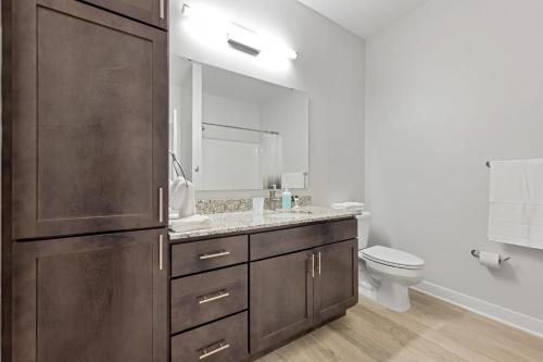 Bold 2127 I Stunning One Bedroom Suite Bold 2127 I Stunning One Bedroom Suite