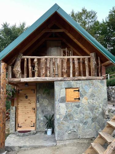 Cottage Under the Tresnjevik in Andrijevica