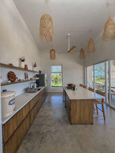 Casa Deriva - Modern 3 Bedroom AC with Pool in Playa Maderas