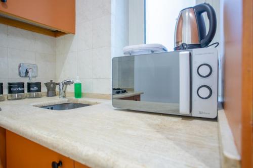 Mustard Apartment S Camillo - Holiday Homes Rome, Rome (photo 9)