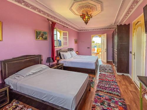 LE BLEU HOUSE LE BLEU HOUSE