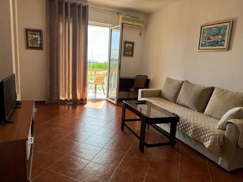Apartment Topolica - image 10