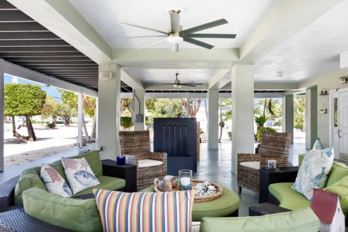 Beautiful Home located in Venetian Shores Neighborhood home in Islamorada, USA