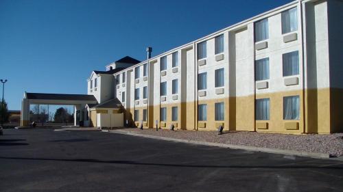 Vista Exterior, Baymont by Wyndham Fort Collins in Forte Collins (CO)