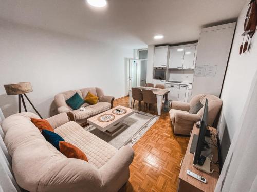 Cozy Apartment in Gjilan in Гнилане